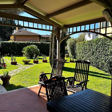 Il Villino Di Monic Pisa Centro Villa Exterior photo